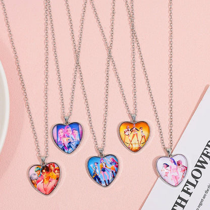 Cartoon K-Pop Demon Hunter Creative Heart Design Necklace Pendant Rumi Mira Zoey Fashion Jewelry Accessories for Fans Gift